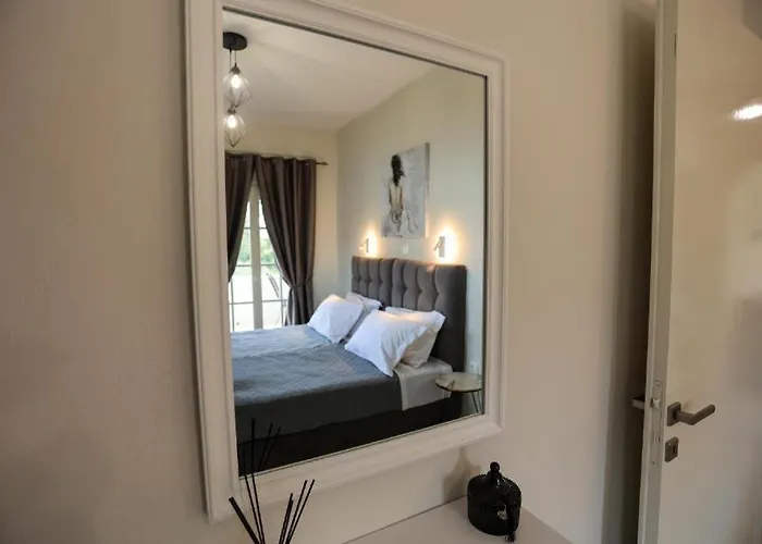Kouros Appartement *