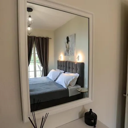 Kouros Appartement *