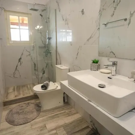 Kouros Appartement *